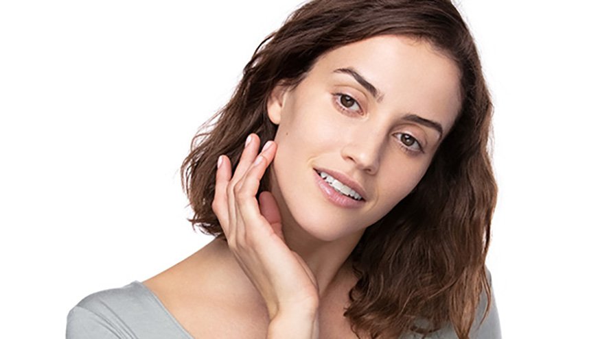 why organic thyme essential oil is skin cares newest hot ingredient