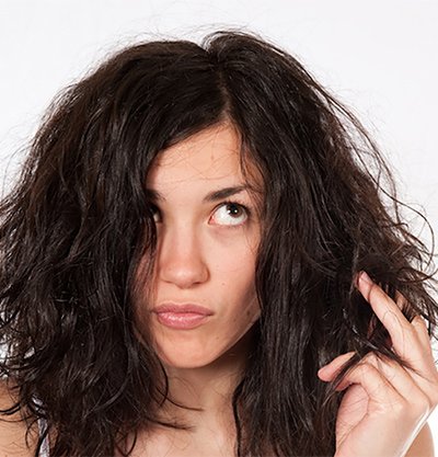 How to Treat Dry & Frizzy Hair | Garnier® Australia & NZ